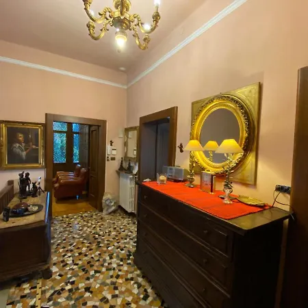 Σπίτι διακοπών Suitecastlelakeview 1 *